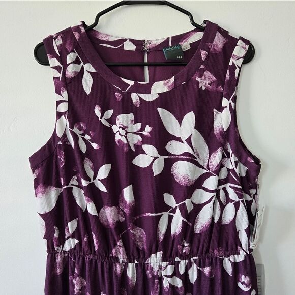NWT Gabby Skye Floral Print Sleeveless Maxi Dress - Picture 2 of 5
